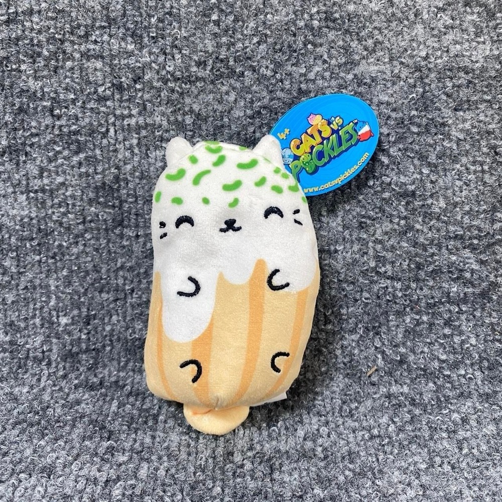 CATS VS PICKLES CHIP N DIP PLUSH TOY